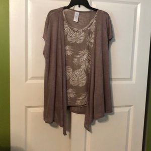 Time & Tru Tank Set 👓Like New 👓